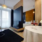 Golden Sokolska 30 Towers - Great Location&74 Апартаменты *